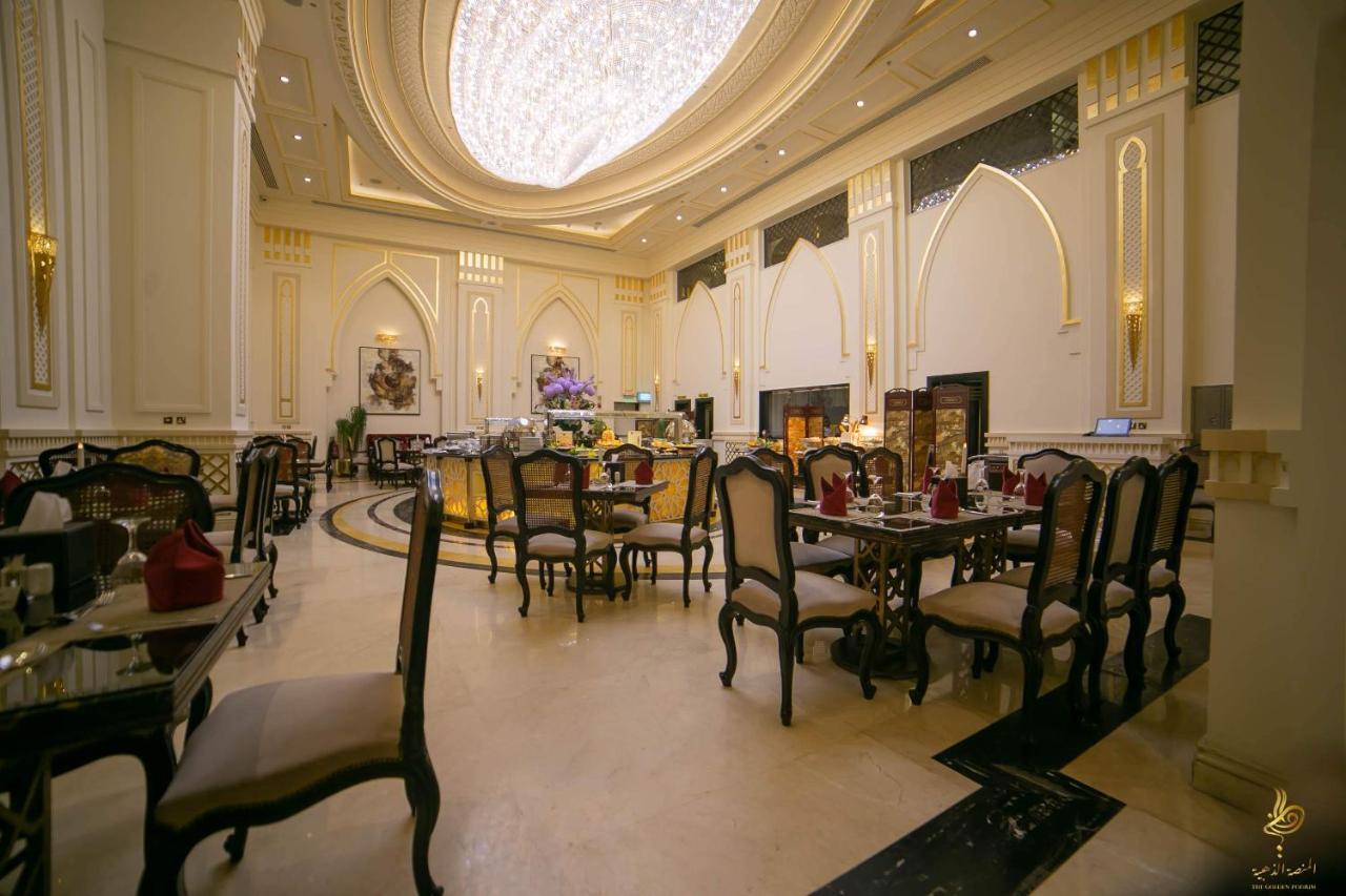 Casablanca Grand Hotel Jidá Exterior foto The restaurant