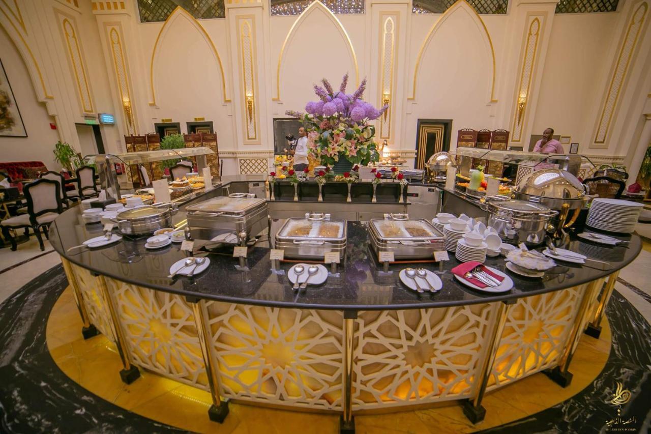 Casablanca Grand Hotel Jidá Exterior foto A buffet at a hotel